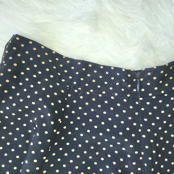NWOT! FOREVER 21 Skater Skirt - Picture 6 of 8